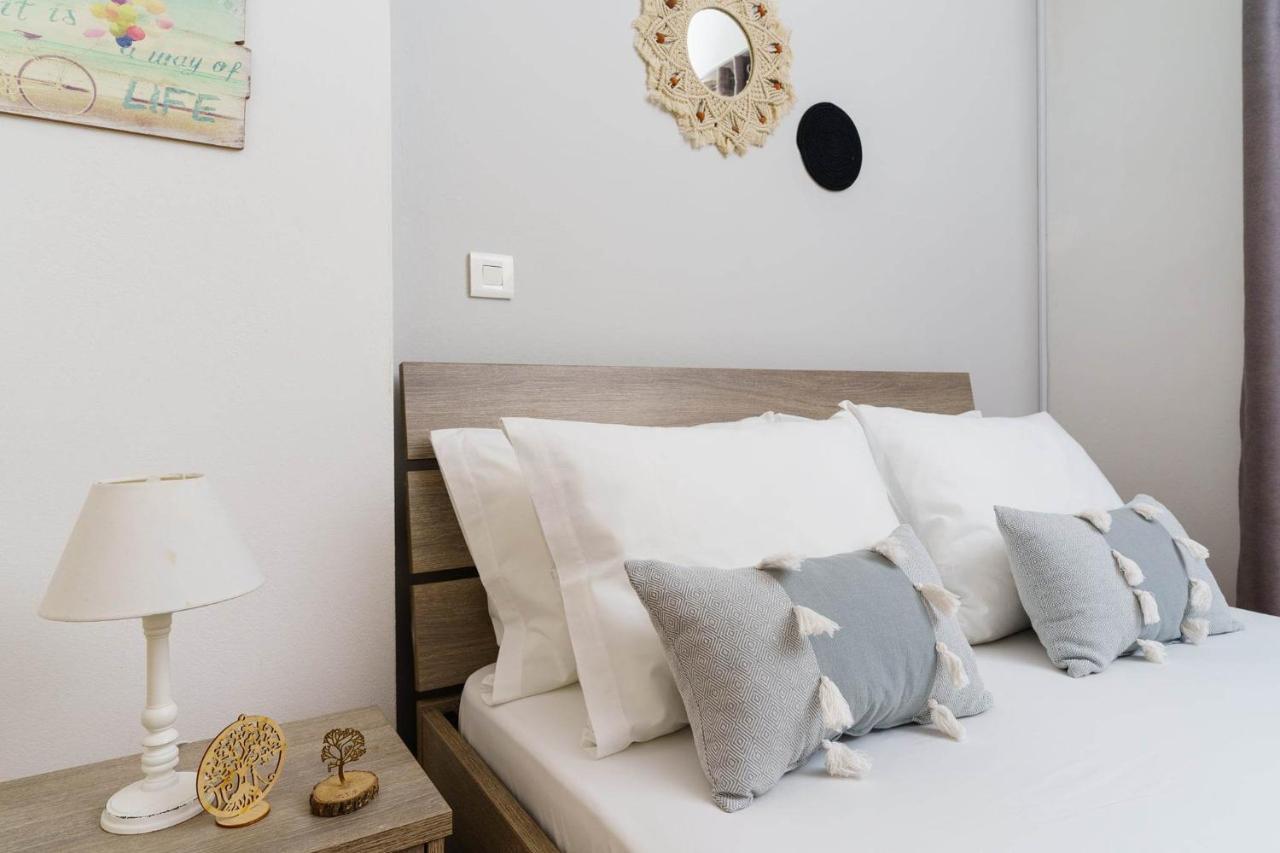 Chris'S Best Apartment In Atena Exterior foto